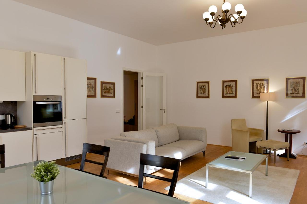 Kolonada Luxury 2 Bedroom Apartment Snezka Mariánské Lázně Esterno foto